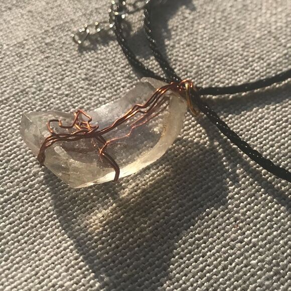 🌊 CLEAR SEAGLASS WIREWRAPPED DRUZY NECKLACE 🌊 - Picture 6 of 6